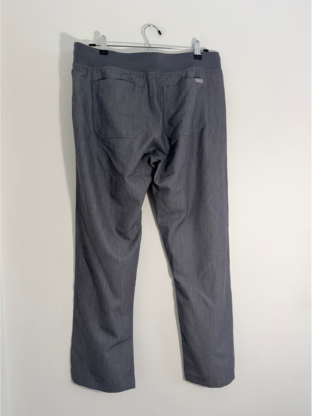 Lot of 2 FIGS Technical Collection Gray Scrub Pants Women's Size M Stretch - Picture 3 of 5